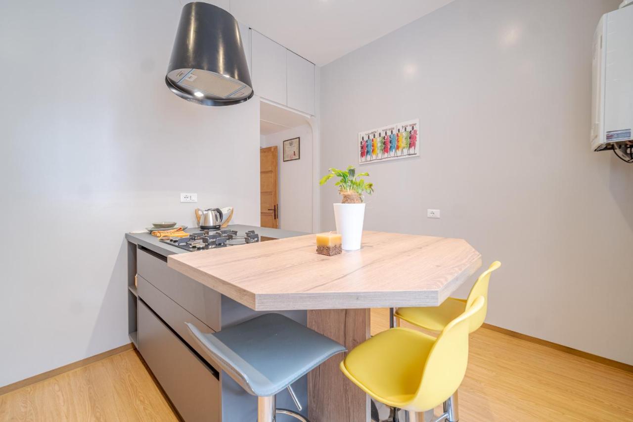 Bright Apartment A Few Steps From Via Garibaldi Génova Exterior foto