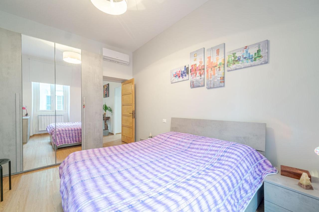 Bright Apartment A Few Steps From Via Garibaldi Génova Exterior foto