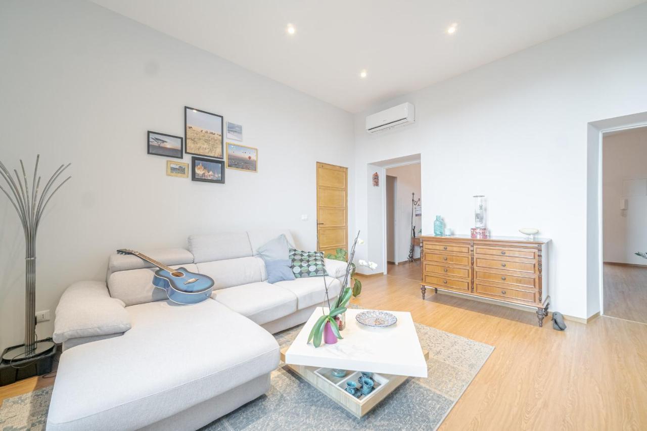 Bright Apartment A Few Steps From Via Garibaldi Génova Exterior foto